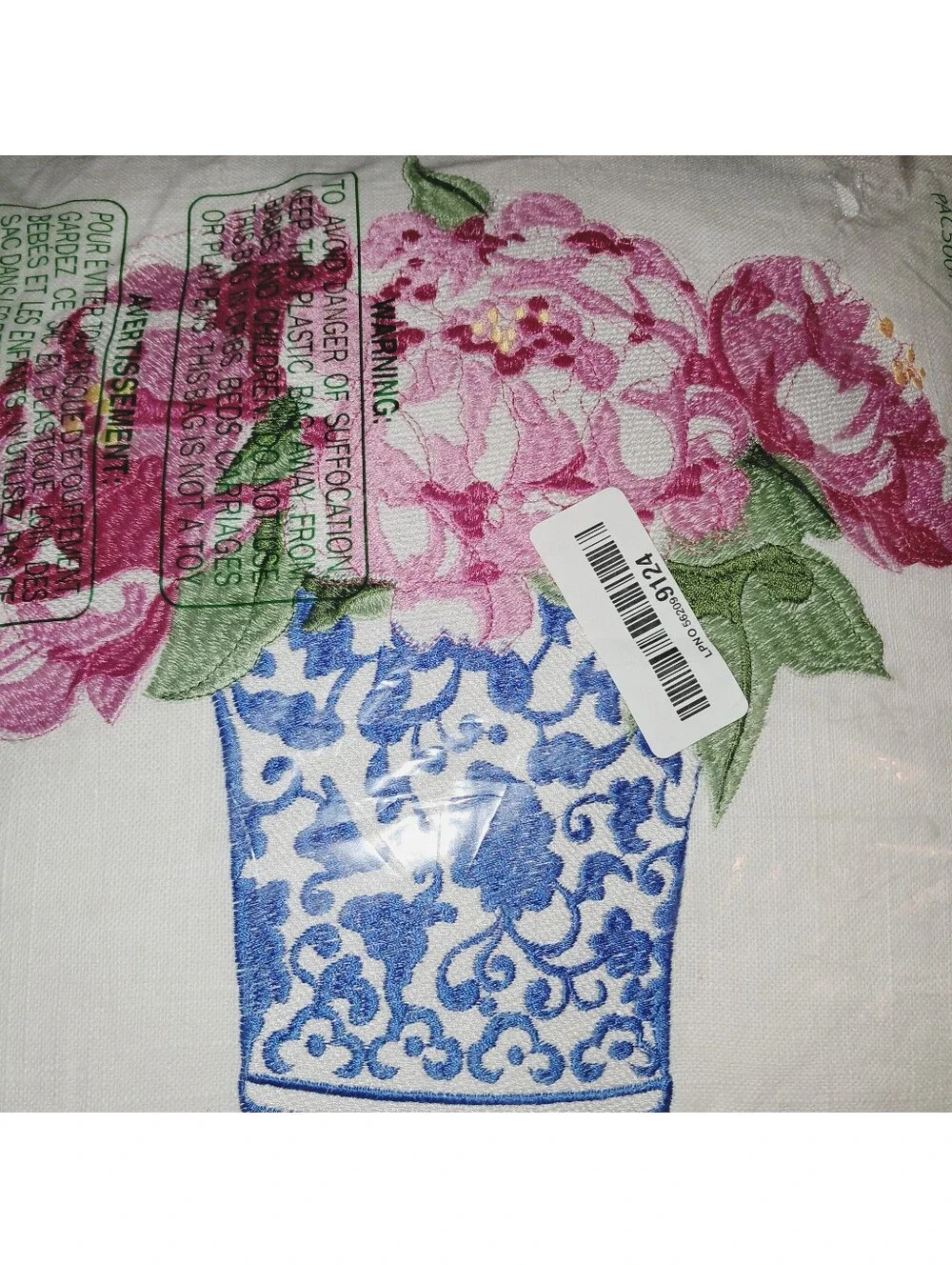 Peking Handicraft NWT 16